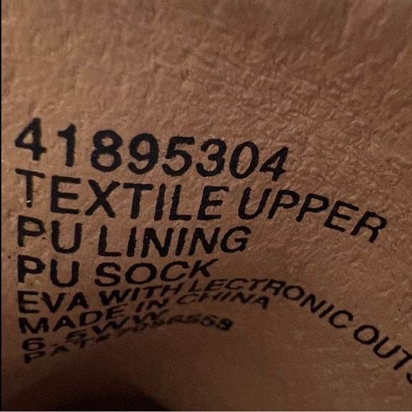 Torrid Wide Width Canvas Platform Oxford Lace-Up Shoes Natural Canvas 6.5WW - Picture 9 of 12